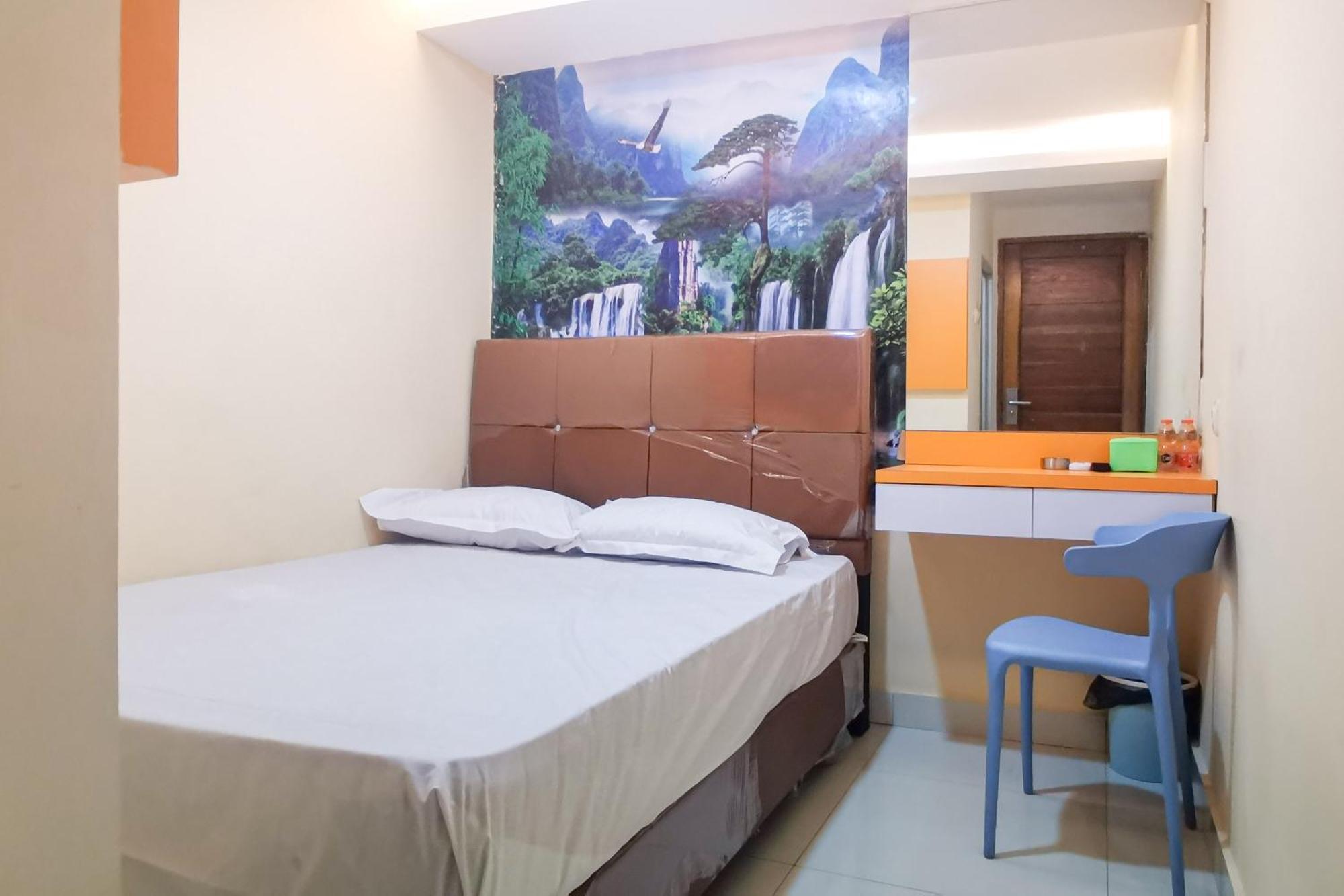 Tng Hotel Redpartner Giacarta Esterno foto